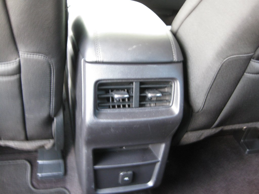 2016 Ford Edge - $11,500