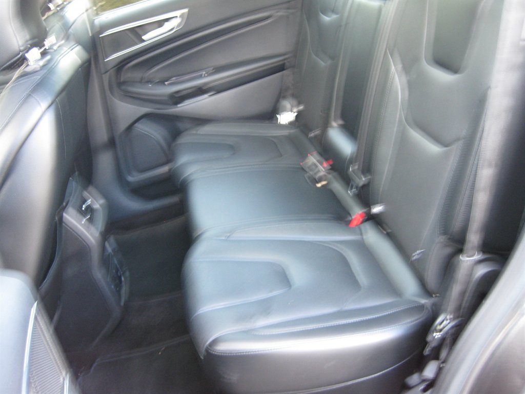 2016 Ford Edge - $11,500