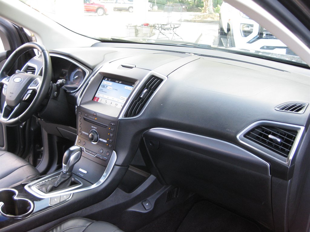 2016 Ford Edge - $11,500