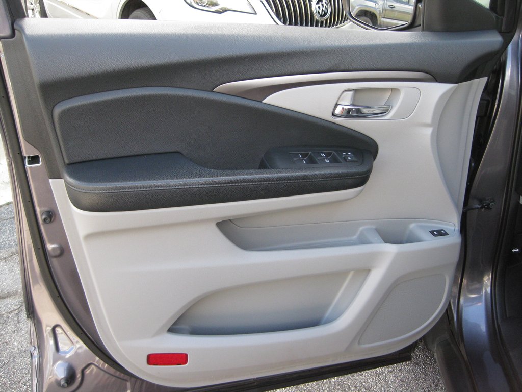 2018 Honda Pilot - $18,001
