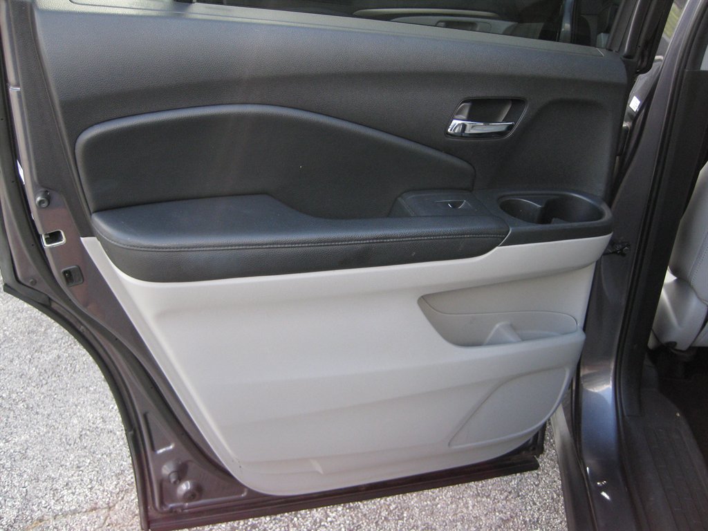2018 Honda Pilot - $18,001