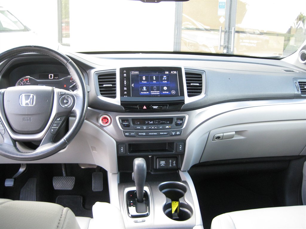 2018 Honda Pilot - $18,001