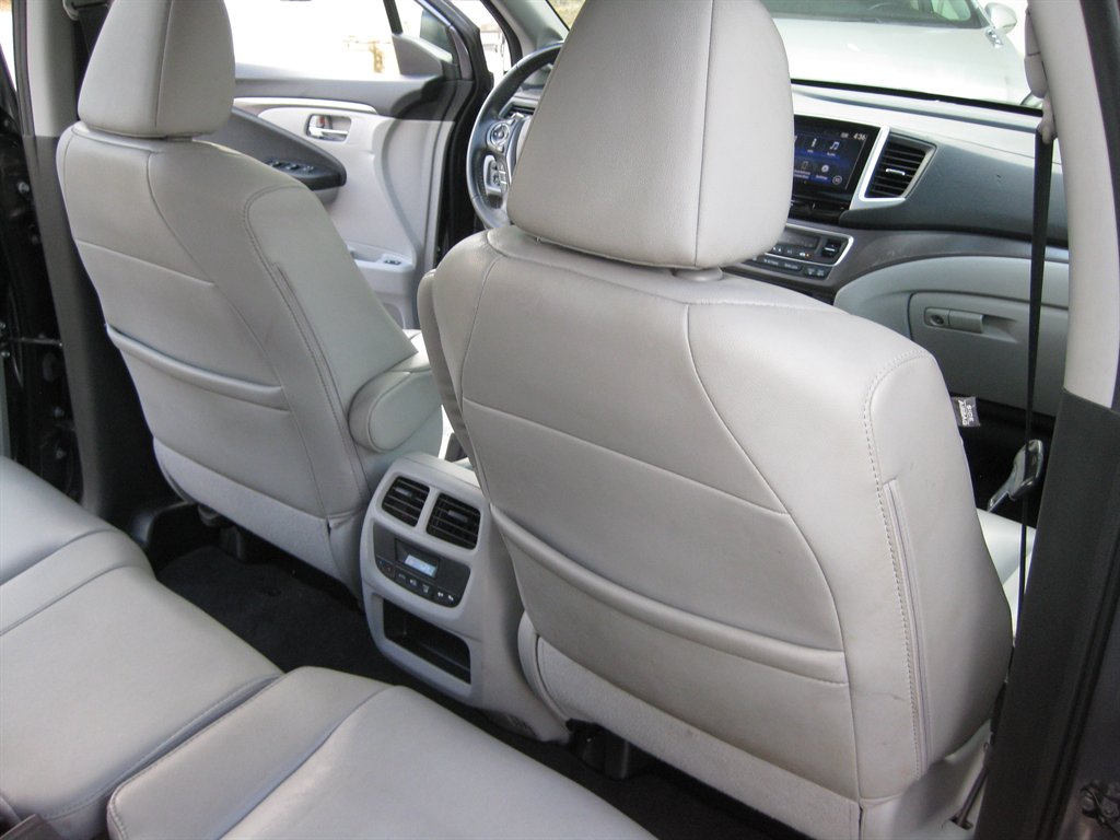 2018 Honda Pilot - $18,001