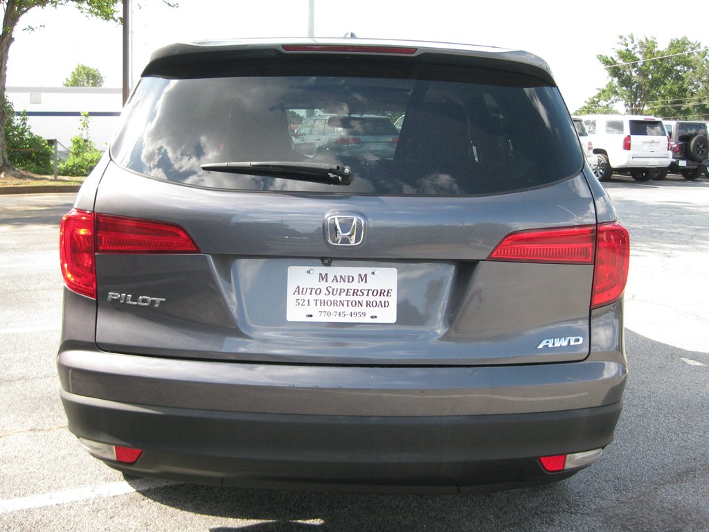 2018 Honda Pilot - $18,001