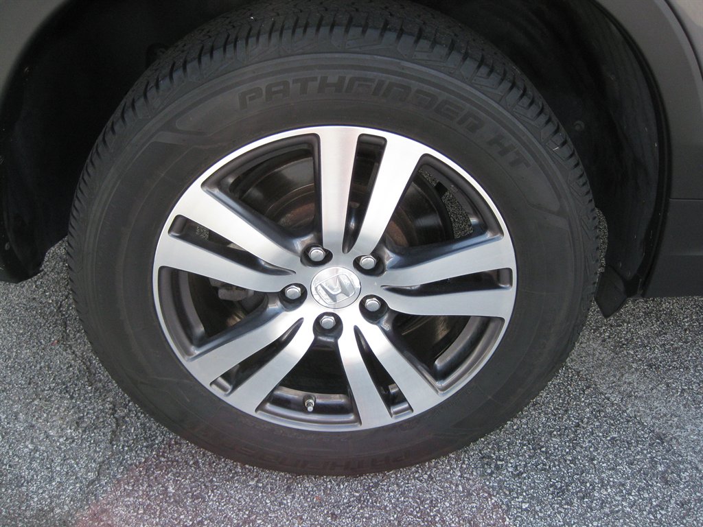 2018 Honda Pilot - $18,001