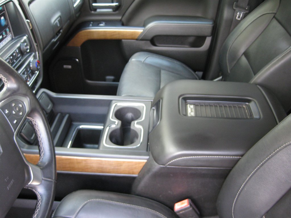 2018 Chevrolet Silverado - $19,500