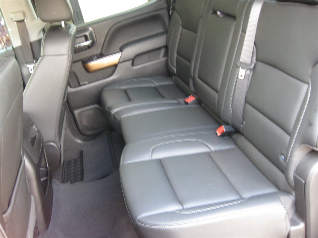 2018 Chevrolet Silverado - $19,500
