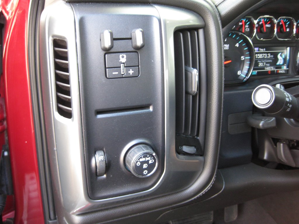 2018 Chevrolet Silverado - $19,500