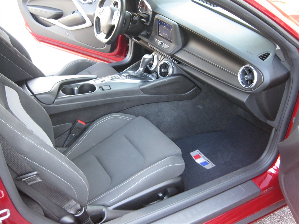 2021 Chevrolet Camaro - $20,500