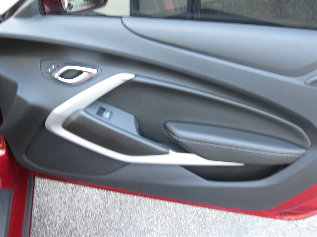 2021 Chevrolet Camaro - $20,500