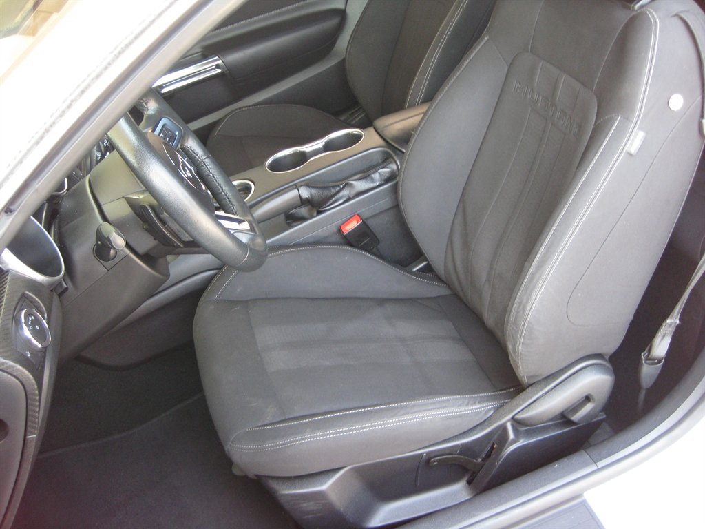 2019 Ford Mustang - $13,500