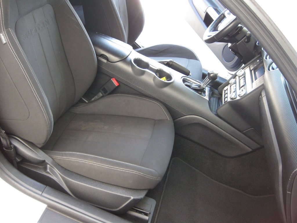 2019 Ford Mustang - $13,500