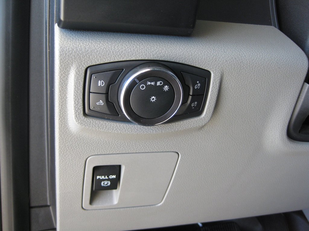 2018 Ford F-150 - $18,500