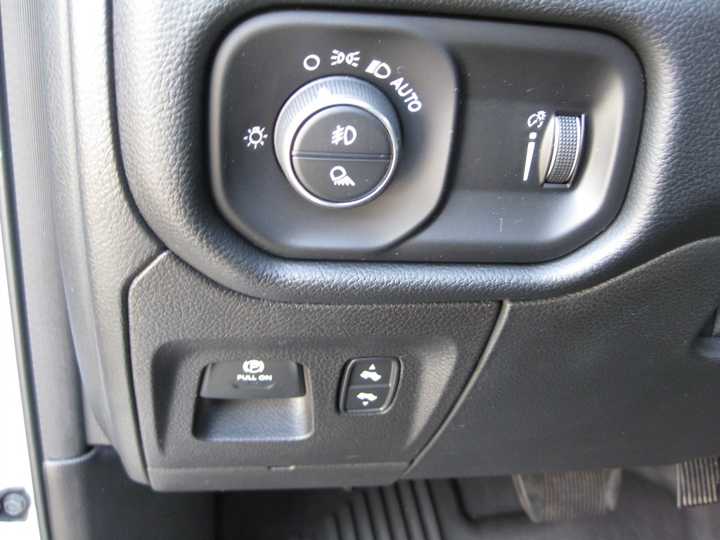 2021 Ram 1500 - $34,500