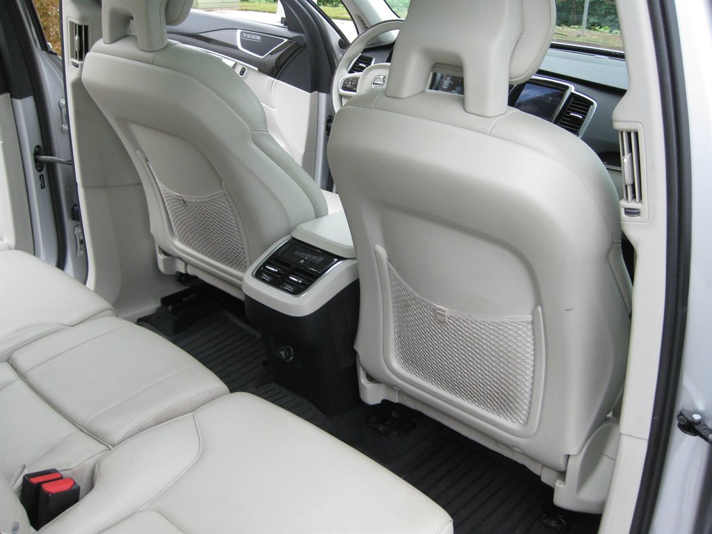 2018 Volvo XC90 - $13,001
