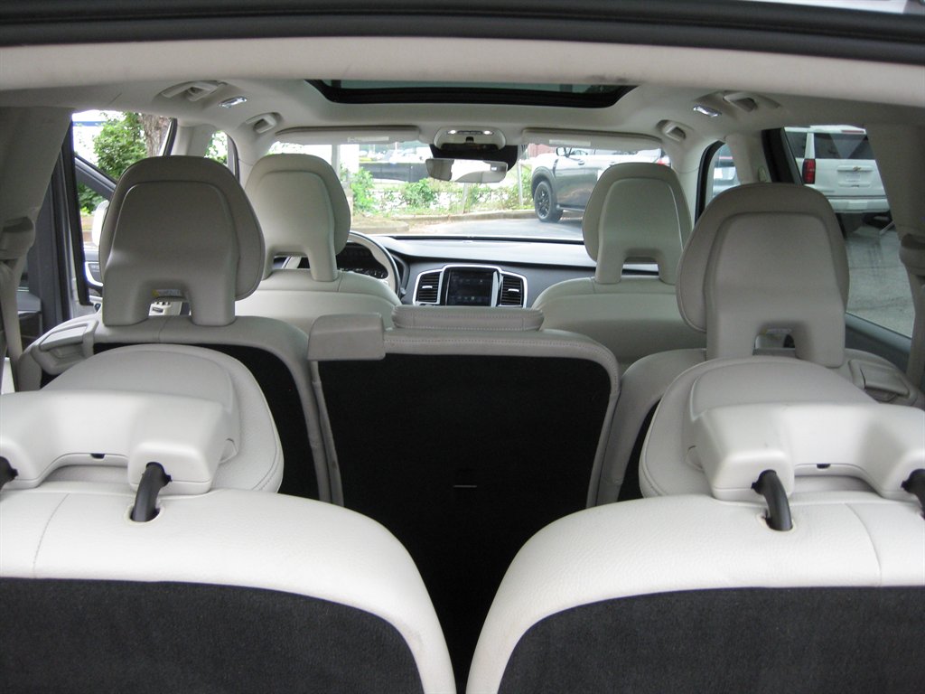 2018 Volvo XC90 - $13,001