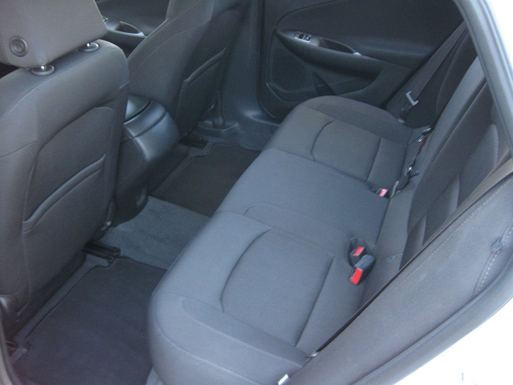 2019 Chevrolet Malibu - $11,500