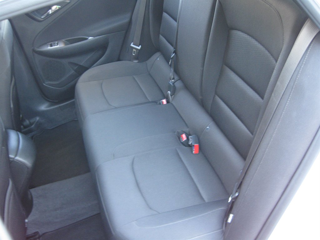 2019 Chevrolet Malibu - $11,500