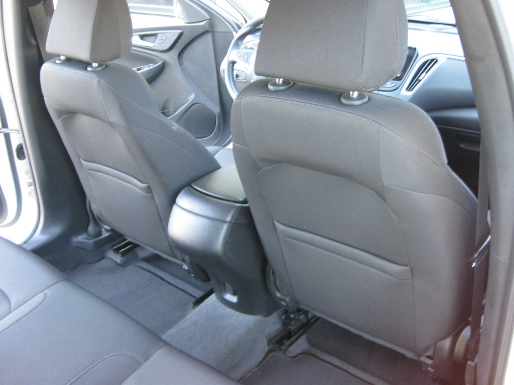 2019 Chevrolet Malibu - $11,500