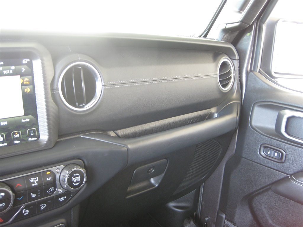 2019 Jeep Wrangler - $29,500