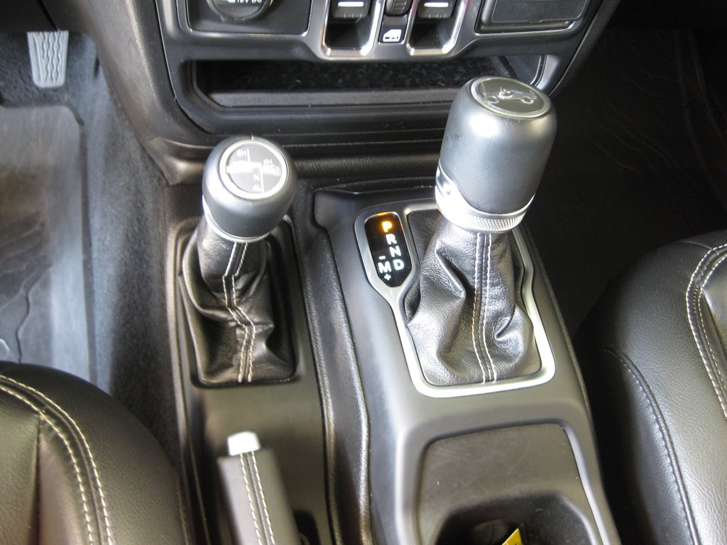2019 Jeep Wrangler - $29,500