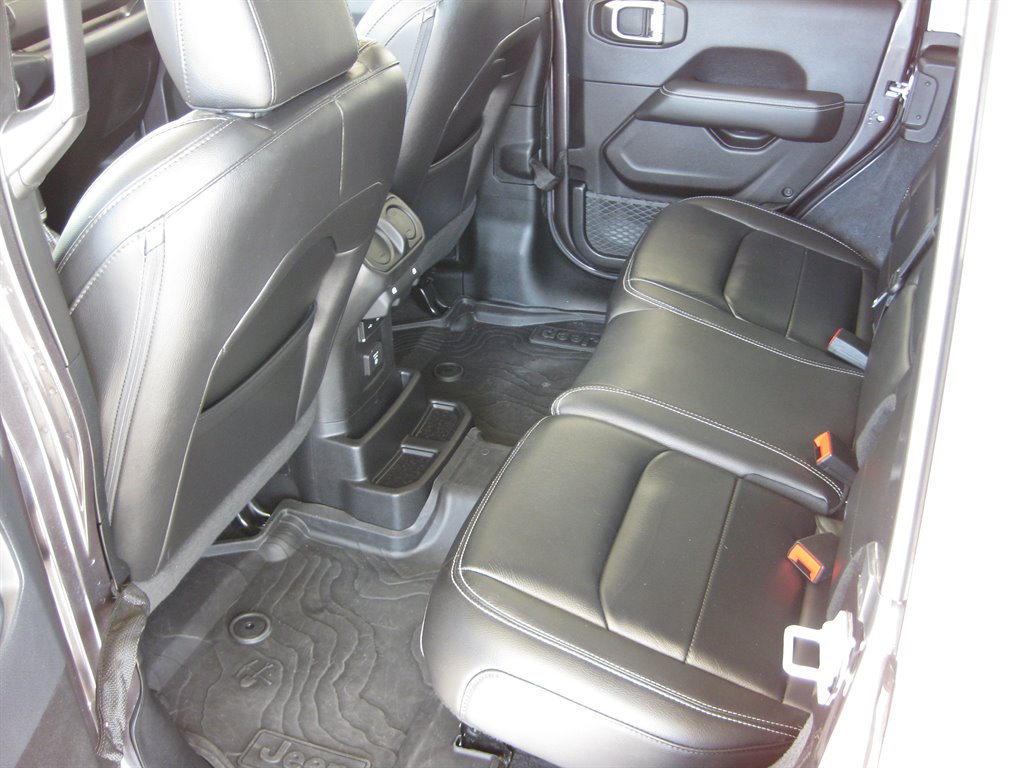 2019 Jeep Wrangler - $29,500