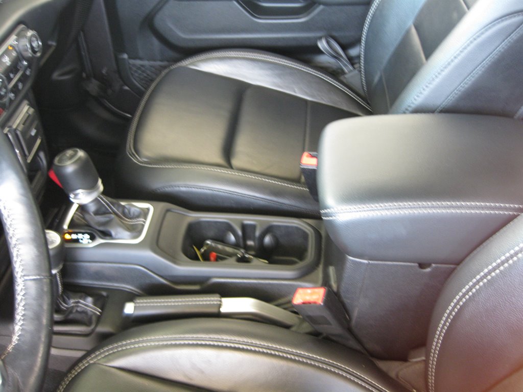 2019 Jeep Wrangler - $29,500