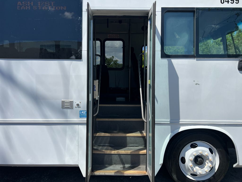 2013 Freightliner M2 - $11,950