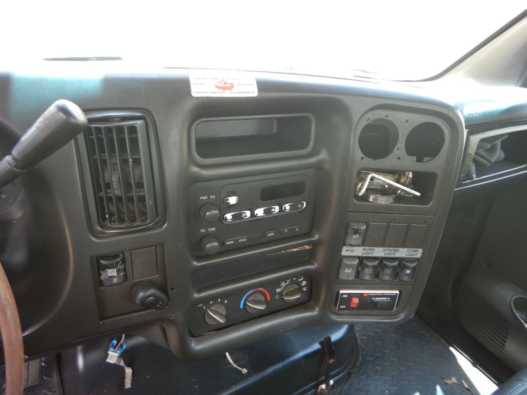 2004 Chevrolet C5 - $14,850