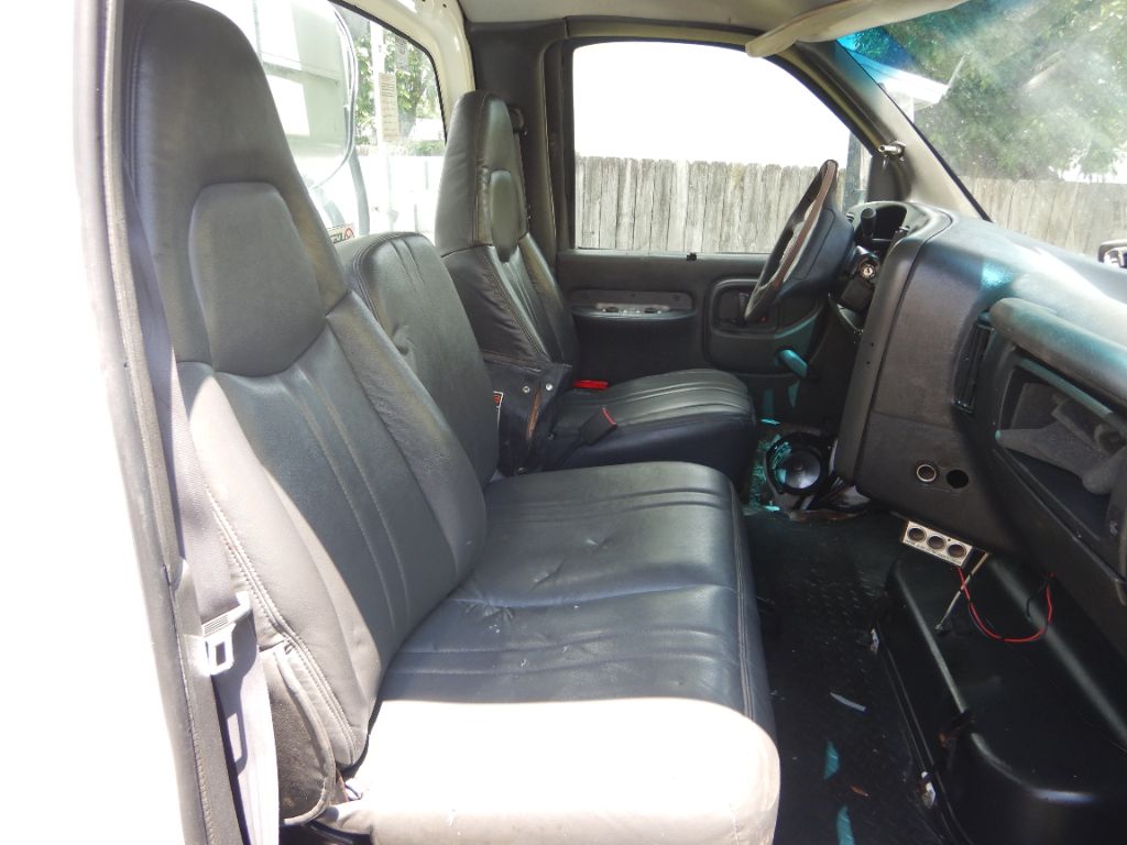 2004 Chevrolet C5 - $14,850