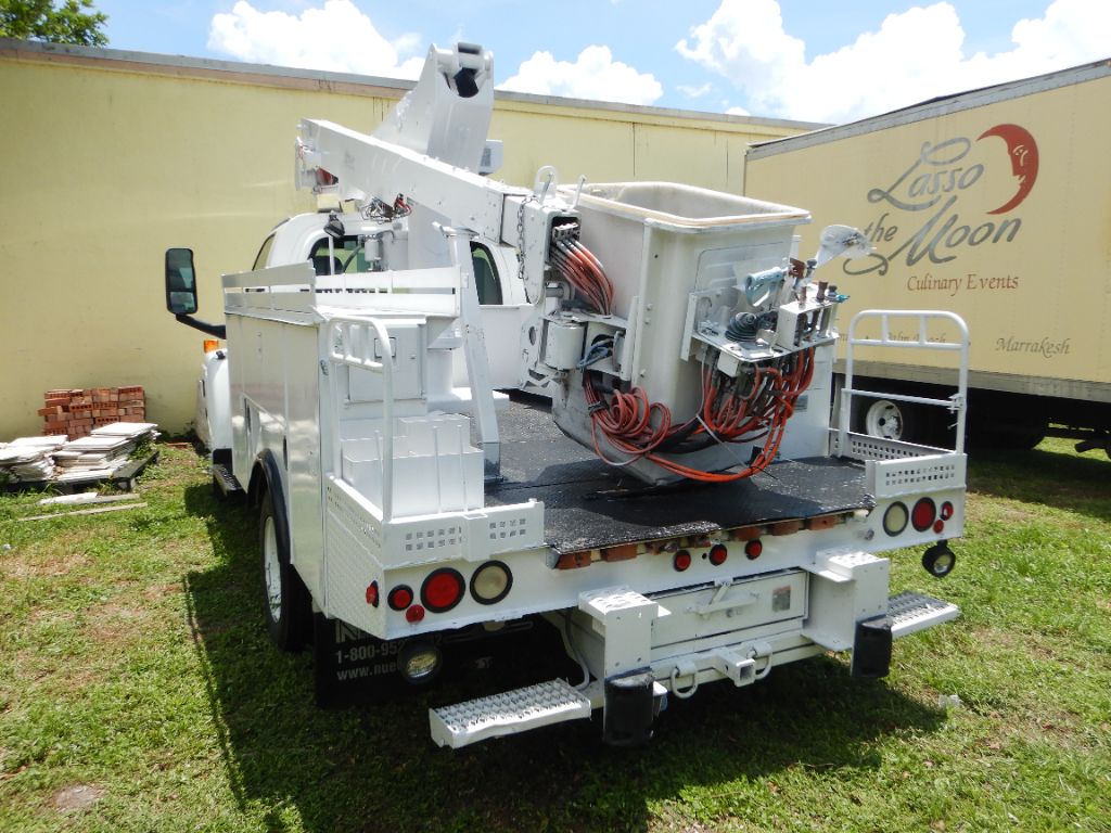2004 Chevrolet C5 - $14,850