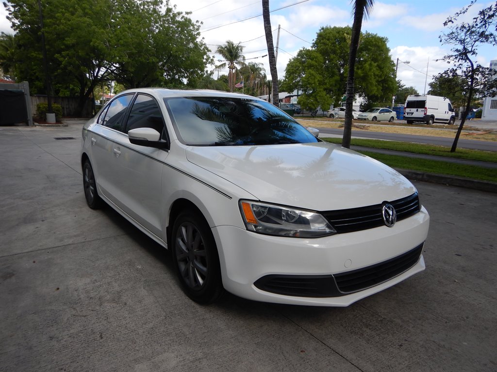2013 Volkswagen Jetta SE photo
