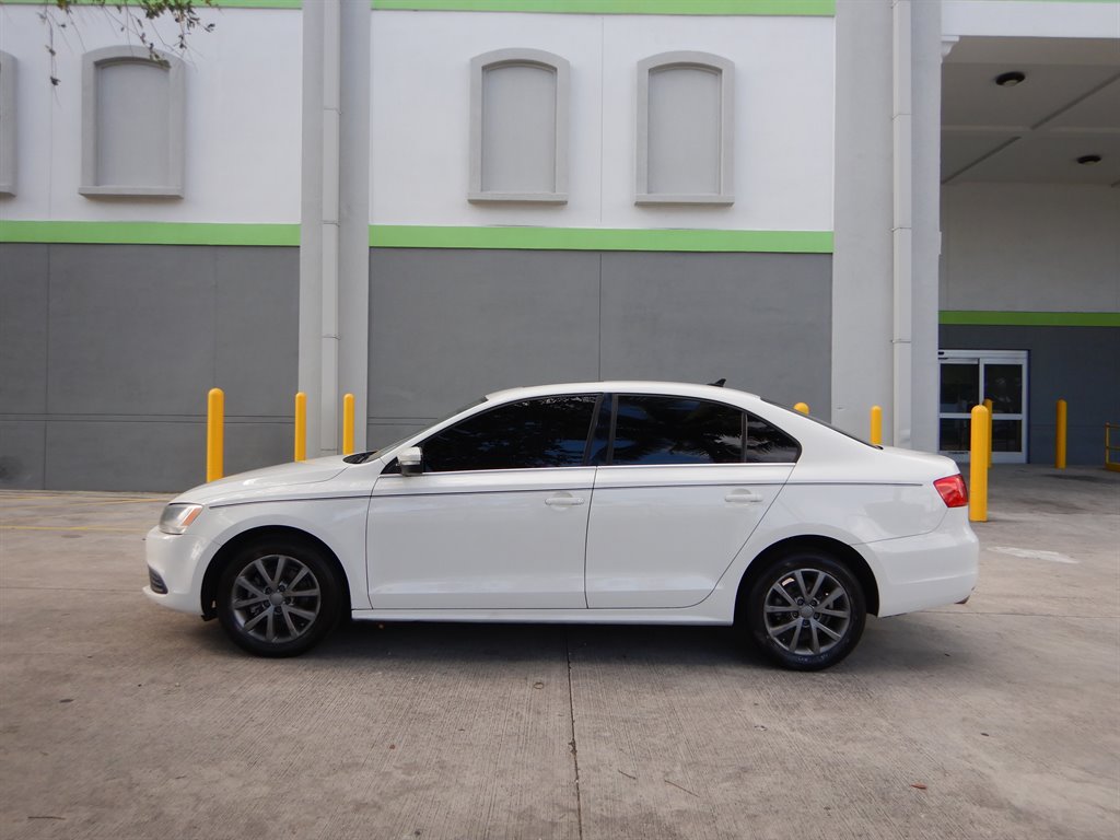 2013 Volkswagen Jetta SE photo