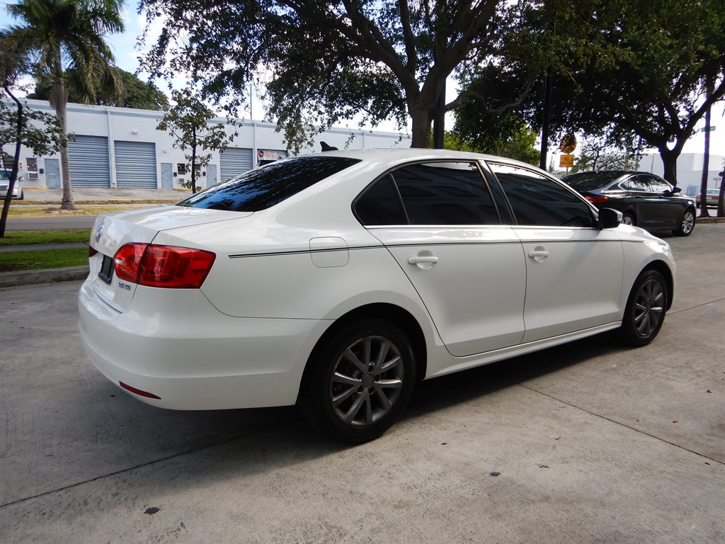2013 Volkswagen Jetta SE photo