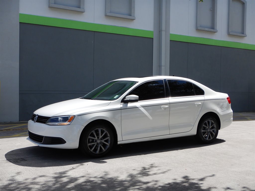 2013 Volkswagen Jetta SE photo