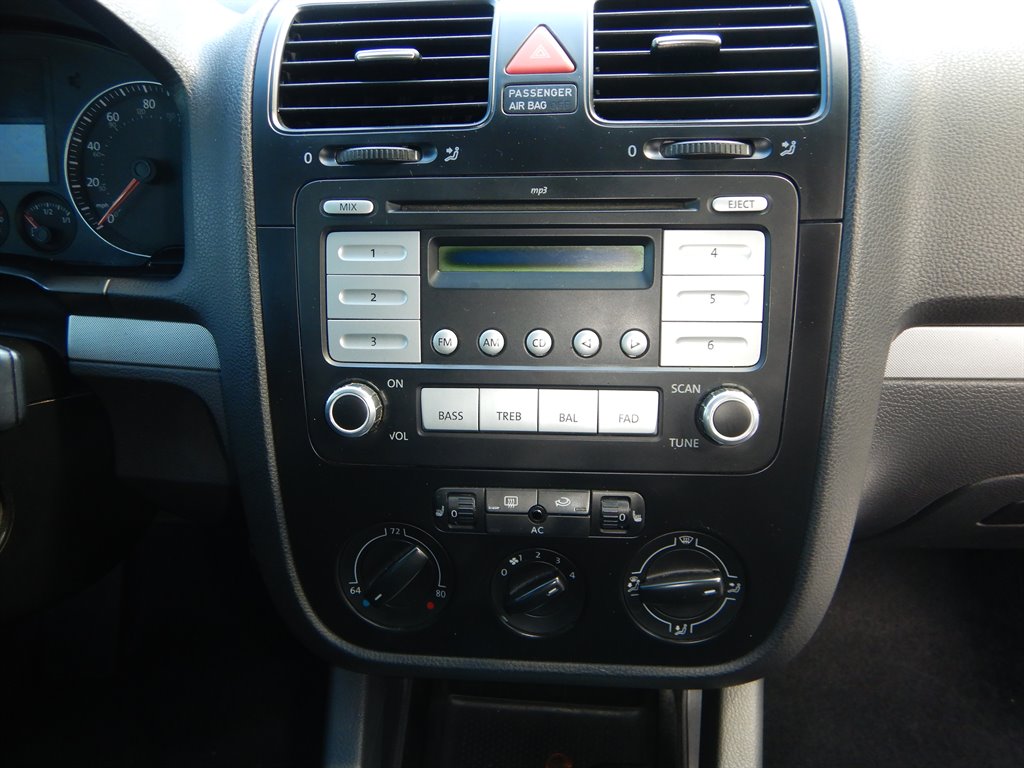 2009 Volkswagen Jetta S photo