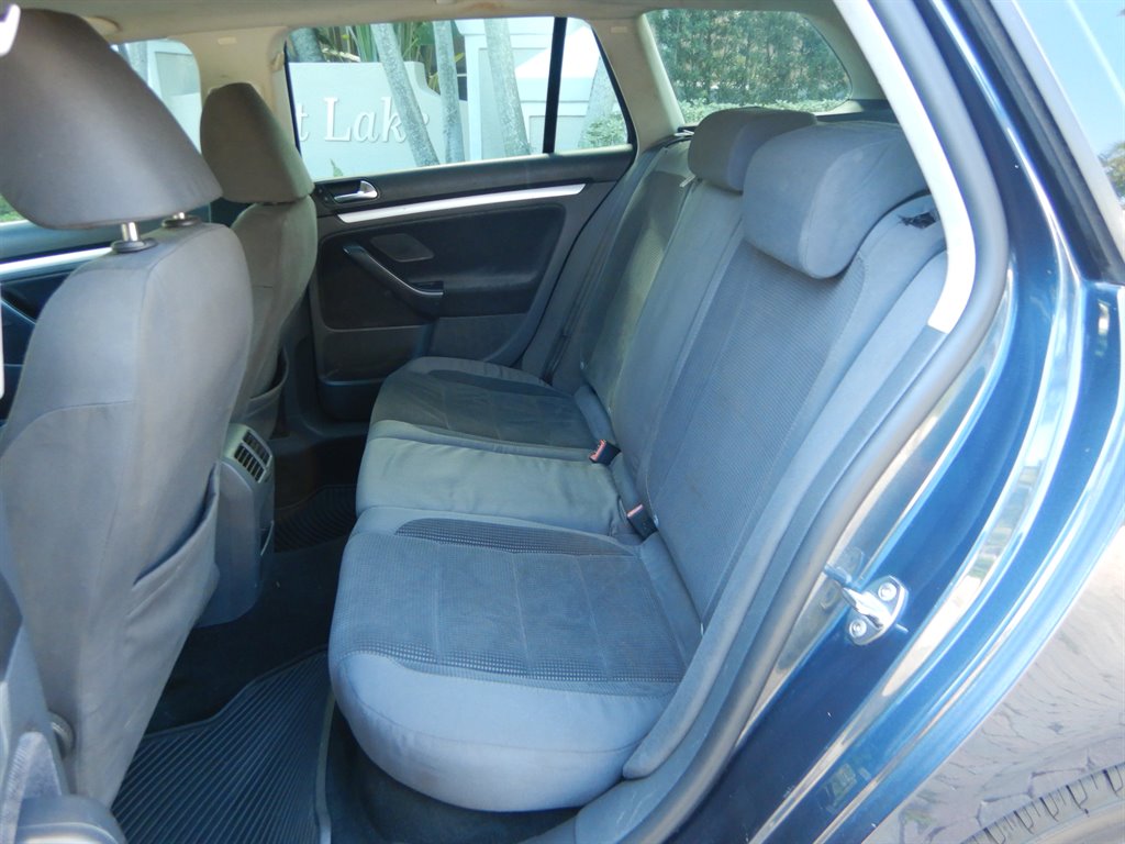 2009 Volkswagen Jetta S photo
