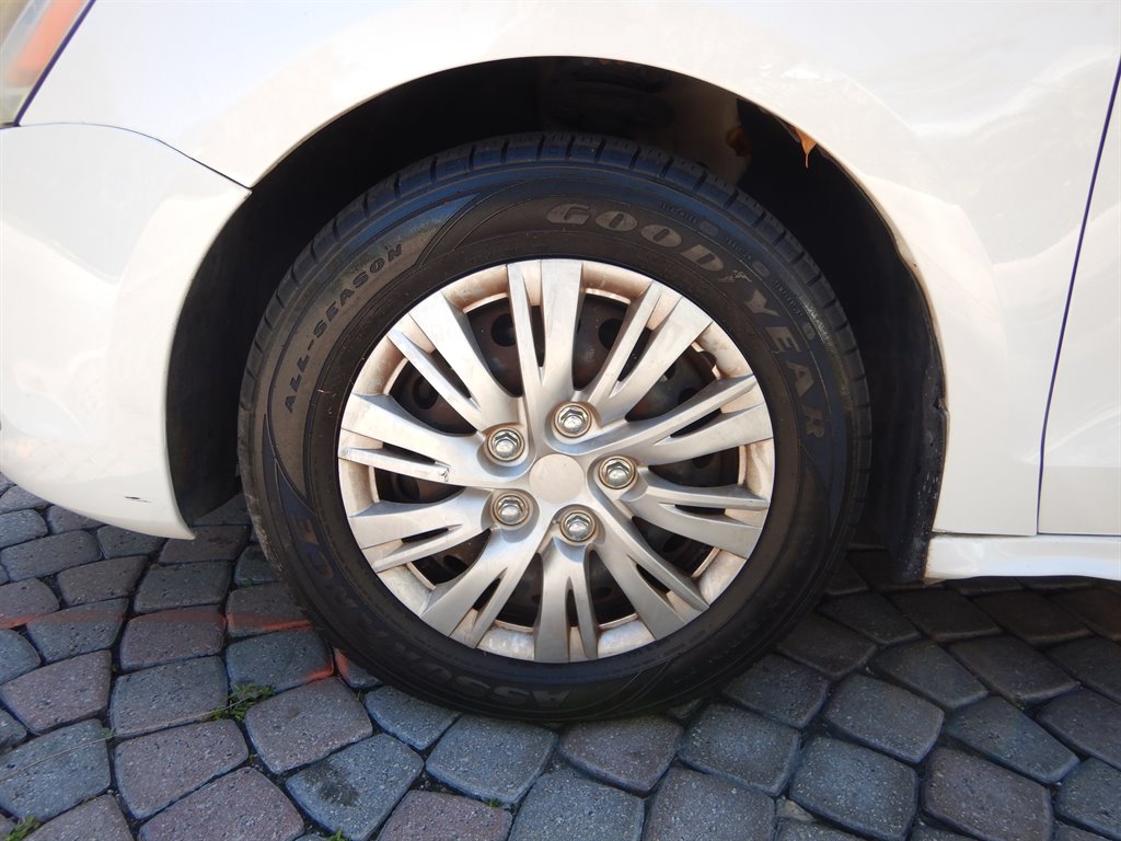 2012 Volkswagen Jetta - $4,600