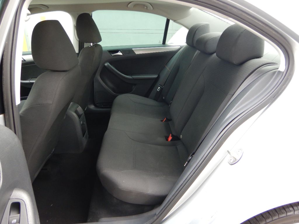 2015 Volkswagen Jetta SE photo