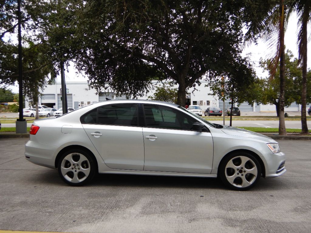 2015 Volkswagen Jetta SE photo