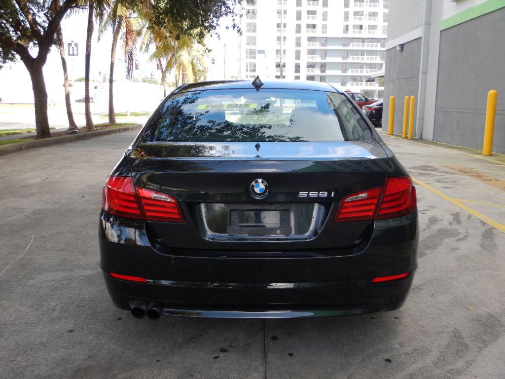 2012 BMW 528i