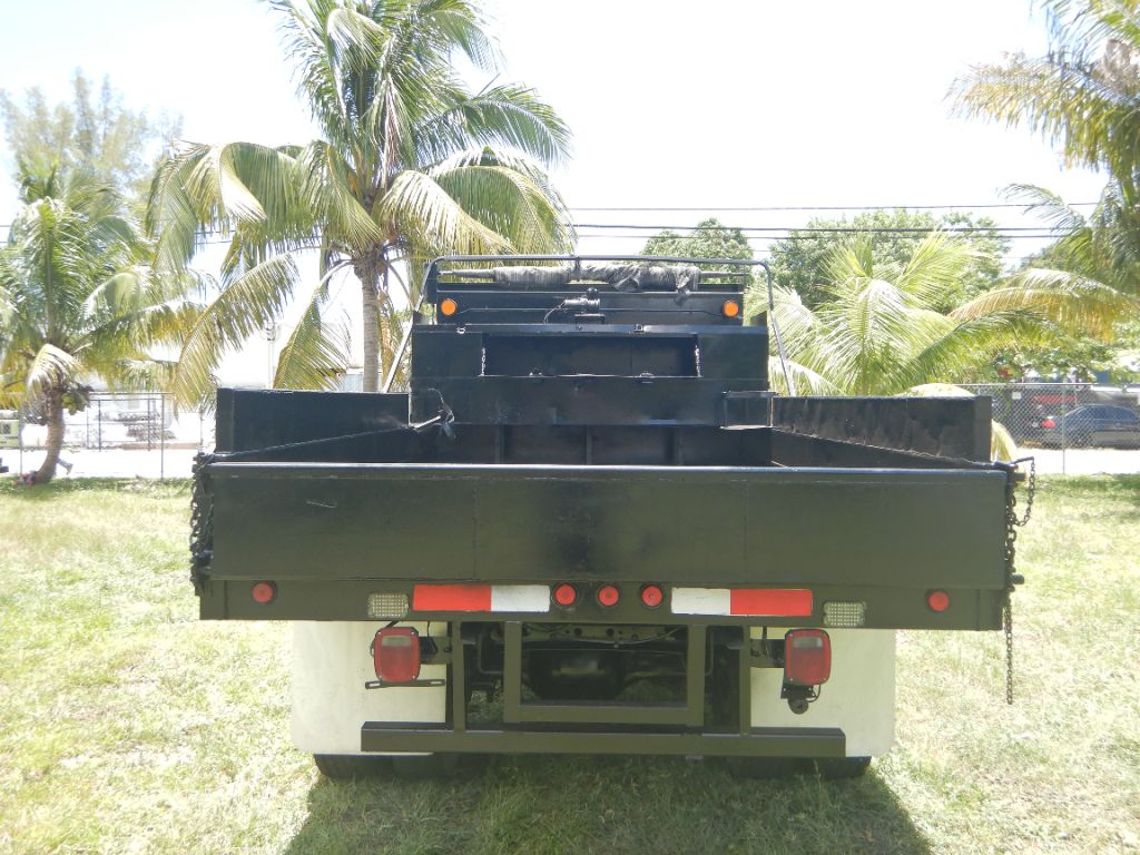2006 Ford F750 - $27,950
