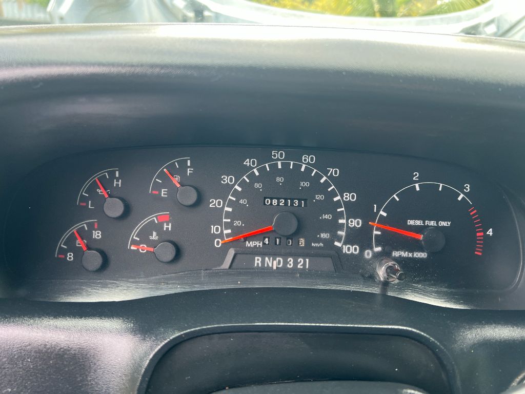 2002 Ford F-750 - $18,850
