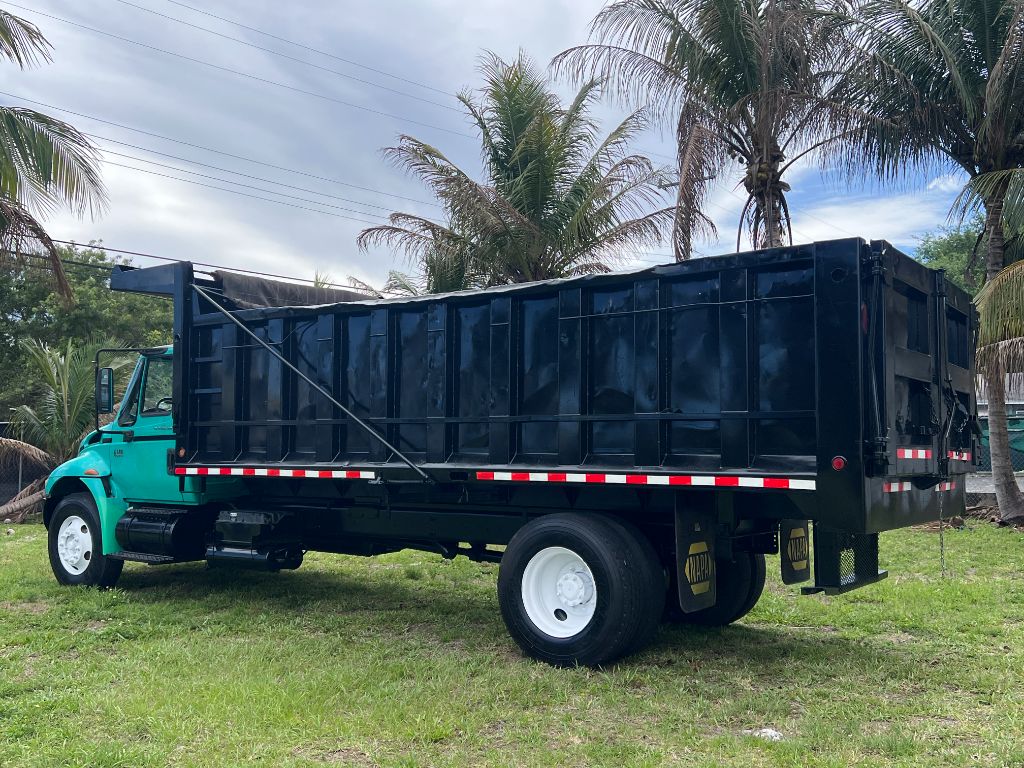 2005 International 4300 - $24,850