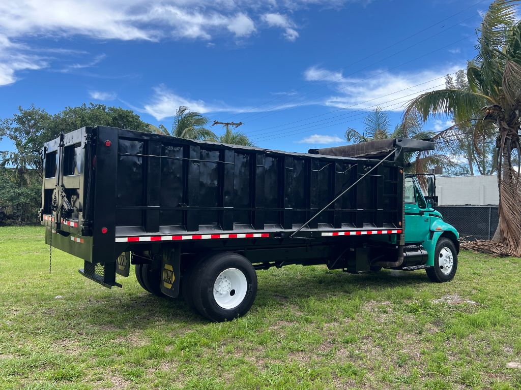 2005 International 4300 - $24,850