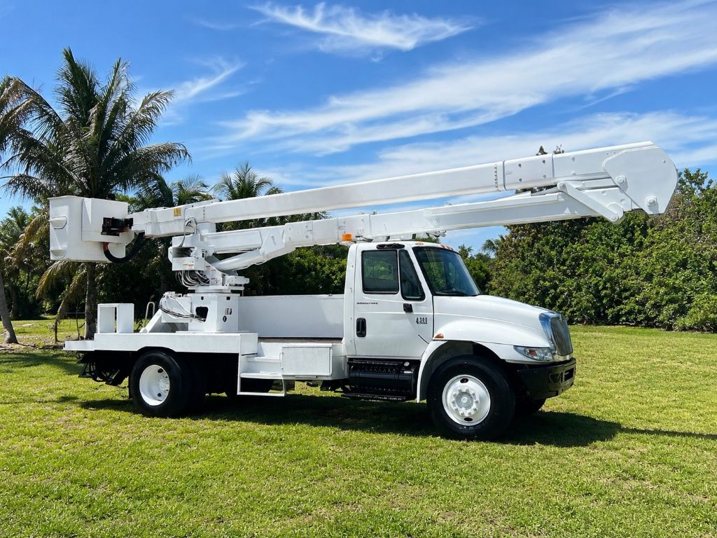 2005 International 4300 - $39,950