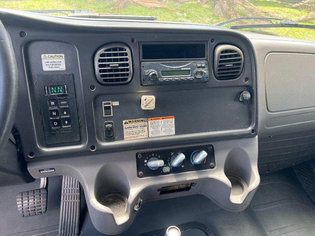 2011 Freightliner M2 - $44,950