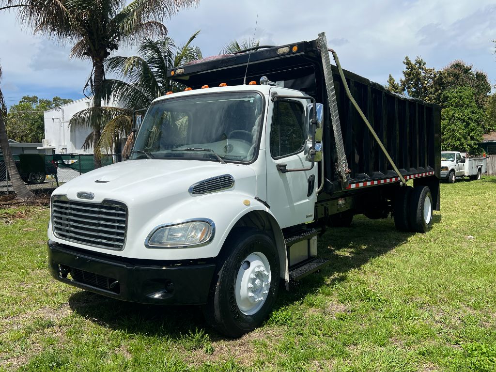 2011 Freightliner M2 - $44,950