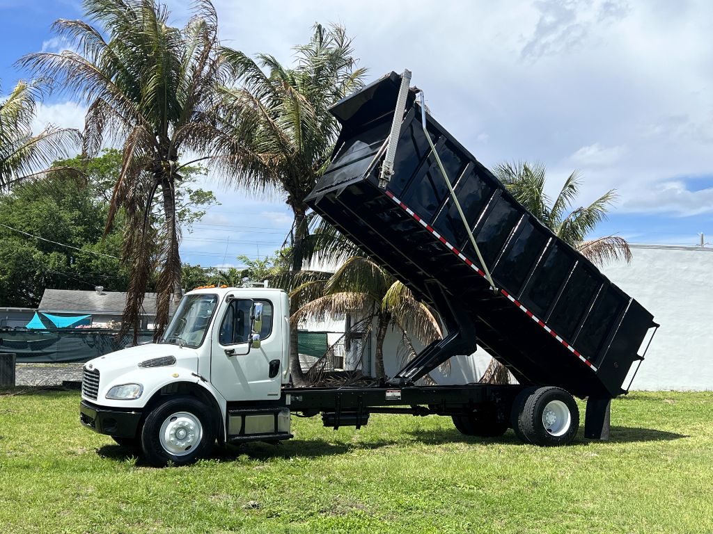 2011 Freightliner M2 - $44,950