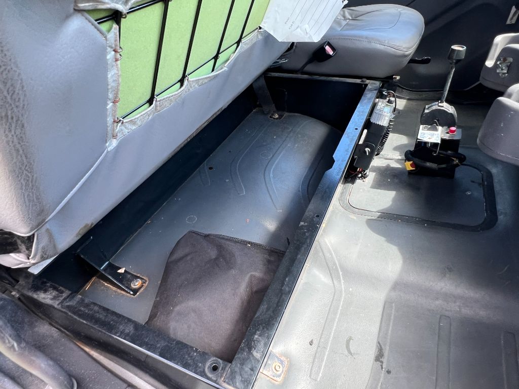 2011 Freightliner M2 - $44,950